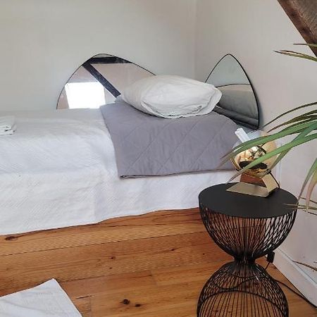 Litle Tiny Room In The Attic Lisboa المظهر الخارجي الصورة
